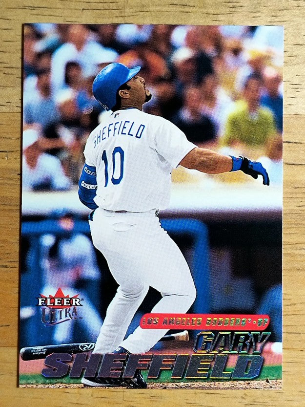 2001 Ultra #153 Gary Sheffield