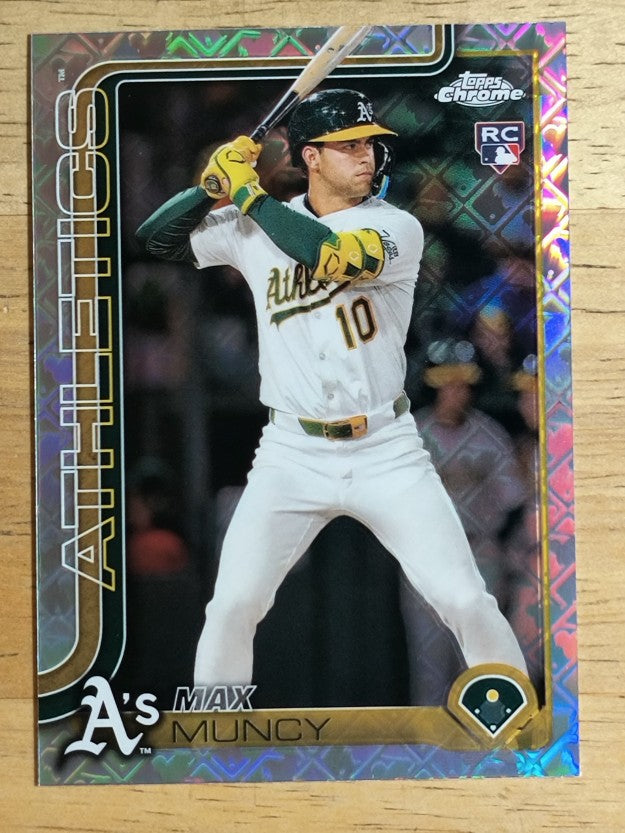 2025 Topps Chrome Logofractor #221 Max Muncy RC