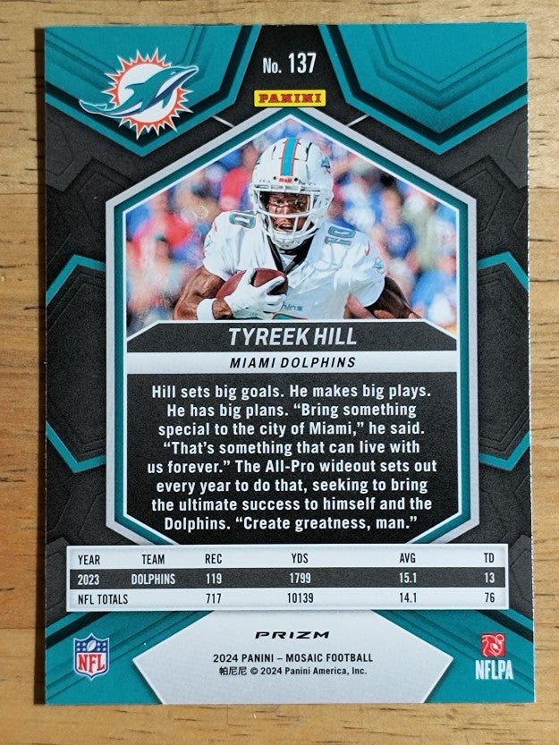 2024 Panini Mosaic Mosaic Green #137 Tyreek Hill