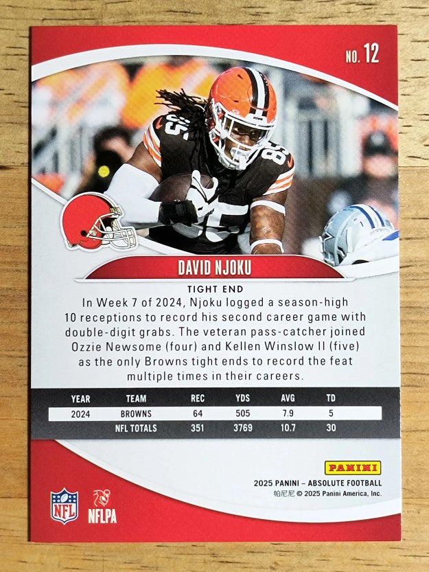 2025 Absolute Red Squares #12 David Njoku
