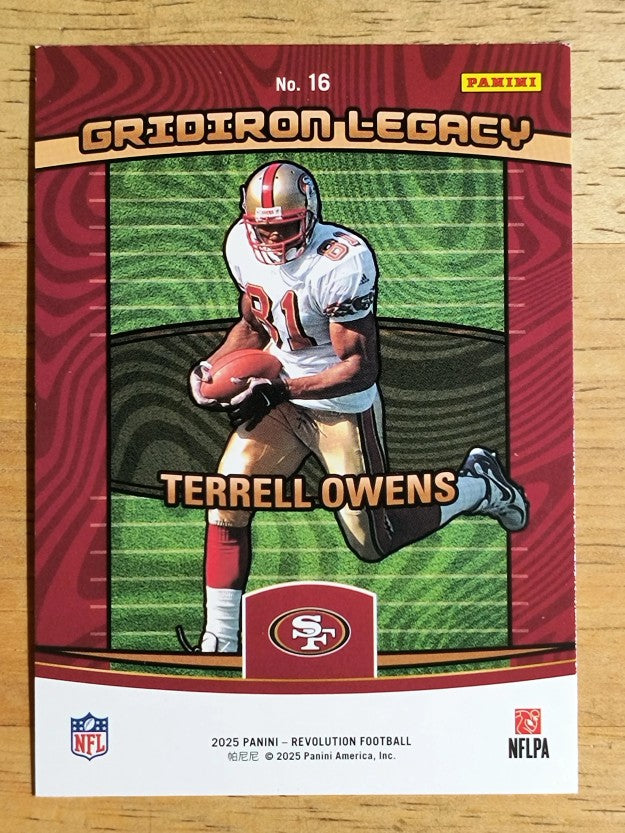 2025 Panini Revolution Gridiron Legacy #16 Terrell Owens (NM)