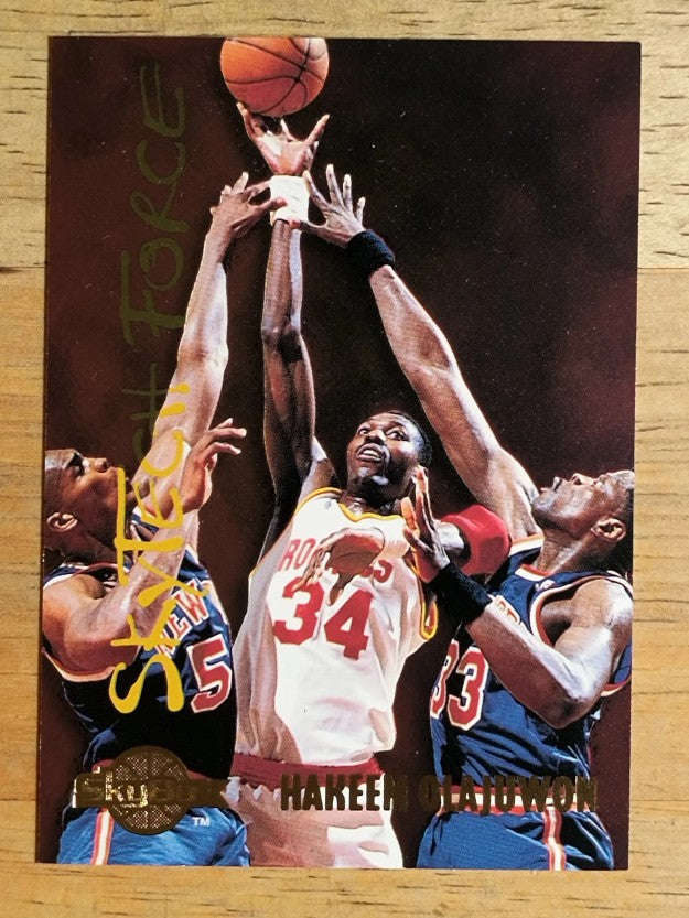 1994-95 SkyBox Premium SkyTech Force #SF19 Hakeem Olajuwon