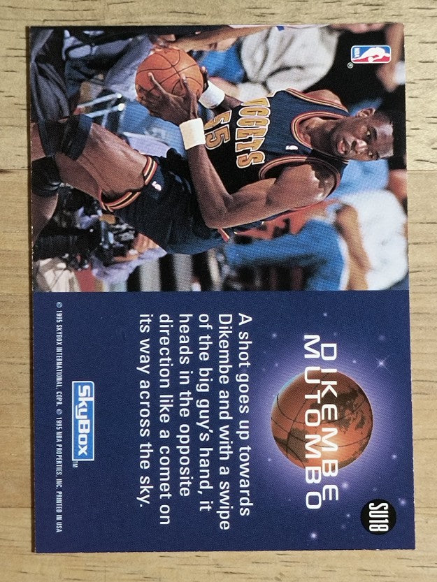 1994-95 SkyBox Premium Slammin' Universe #SU18 Dikembe Mutombo
