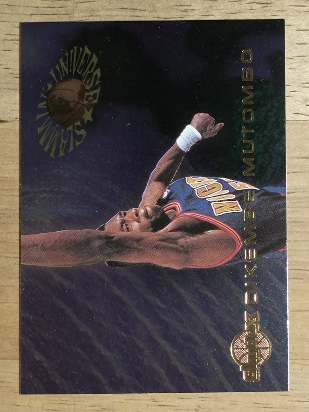 1994-95 SkyBox Premium Slammin' Universe #SU18 Dikembe Mutombo