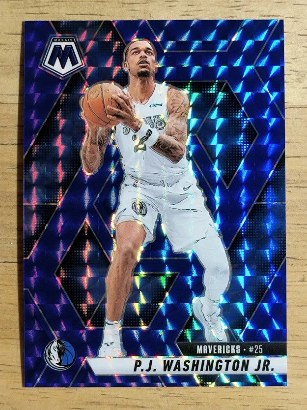 2024-25 Panini Mosaic Mosaic Blue #134 P.J. Washington Jr.