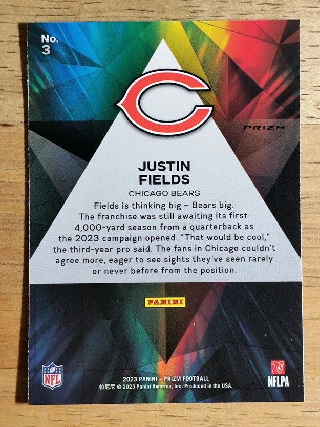 2023 Panini Prizm Prizmatic Prizms Green #3 Justin Fields