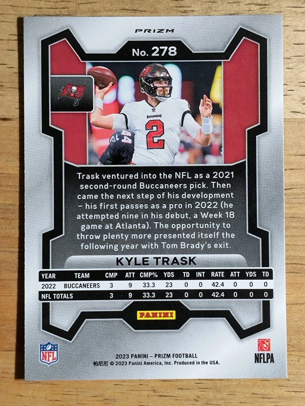 2023 Panini Prizm Prizms Neon Green Pulsar #278 Kyle Trask
