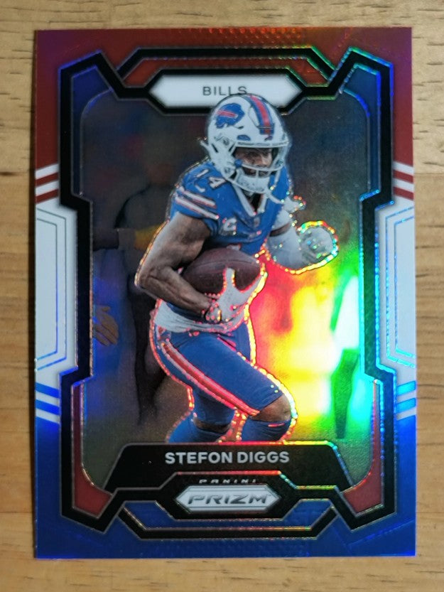 2023 Panini Prizm Prizms Red White and Blue #35 Stefon Diggs (EXMT)