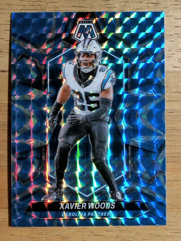 2024 Panini Mosaic Mosaic Reactive Blue #34 Xavier Woods