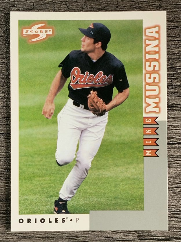 1998 Score Rookie Traded #24 Mike Mussina