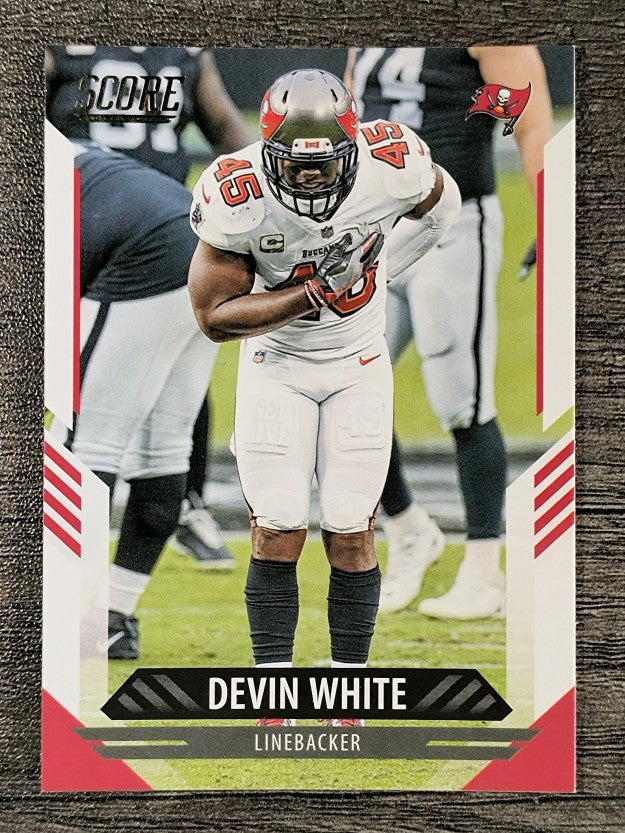 2021 Score #17 Devin White