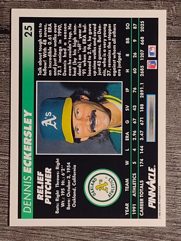 1992 Pinnacle #25 Dennis Eckersley