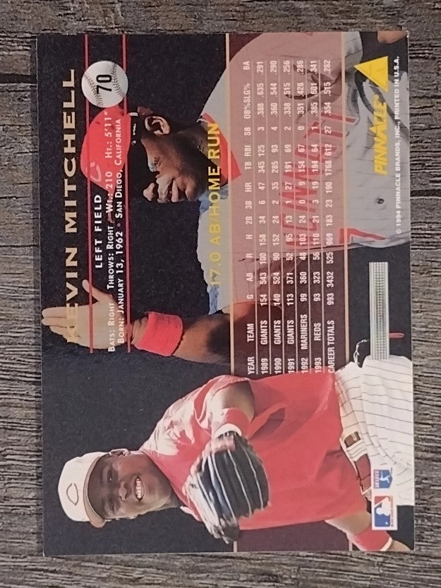 1994 Pinnacle #70 Kevin Mitchell