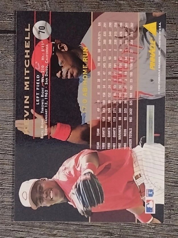 1994 Pinnacle #70 Kevin Mitchell