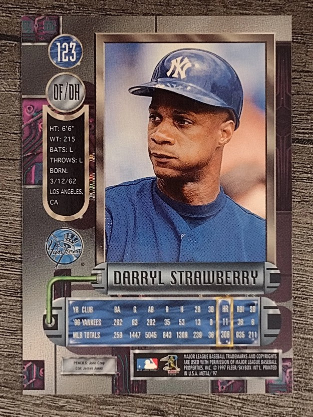 1997 Metal Universe #123 Darryl Strawberry