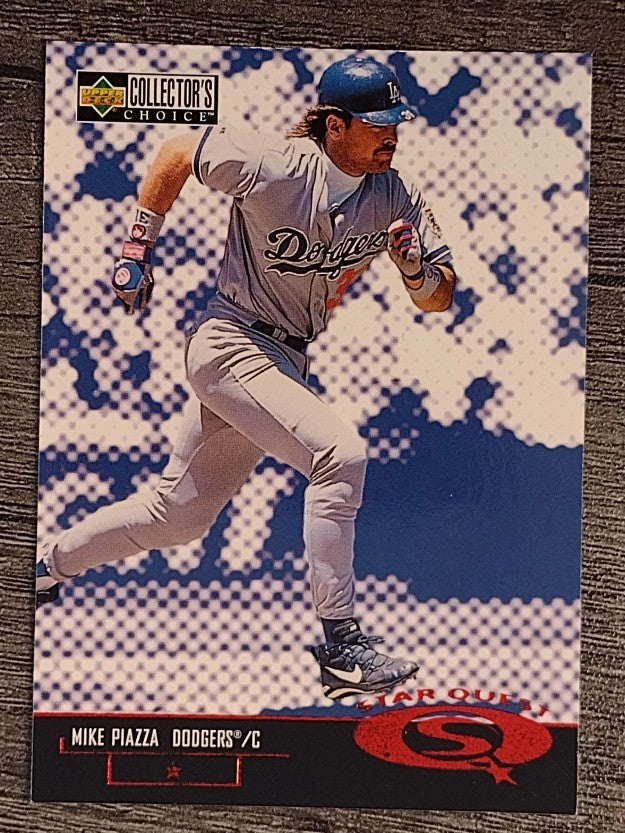 1998 Collector's Choice StarQuest #SQ44 Mike Piazza SD