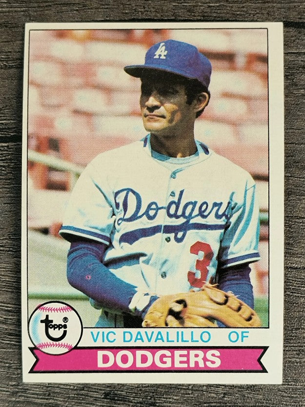 1979 Topps #228 Vic Davalillo (EXMT)