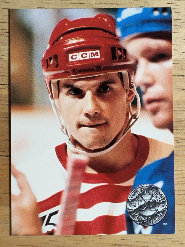 1991-92 Pro Set Platinum #32 Steve Yzerman