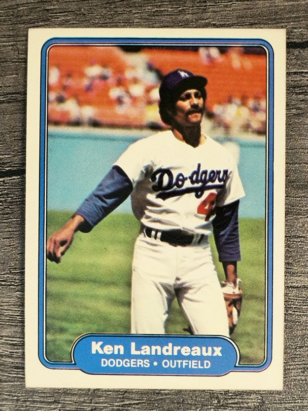 1982 Fleer #11 Ken Landreaux