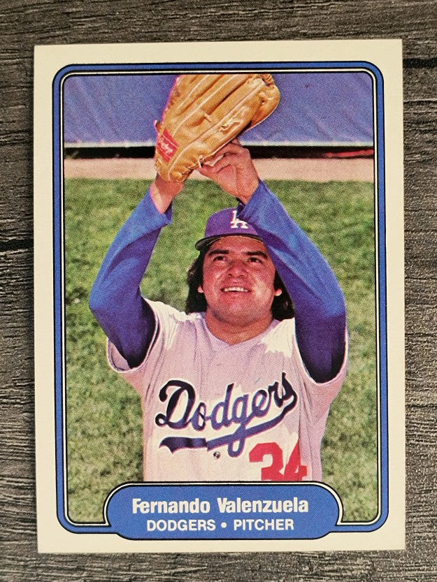 1982 Fleer #27 Fernando Valenzuela