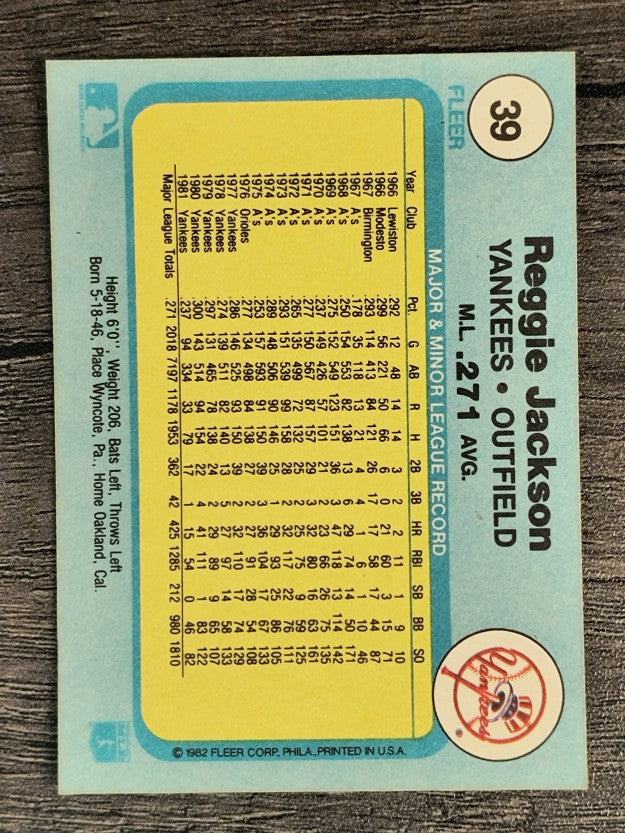 1982 Fleer #39 Reggie Jackson