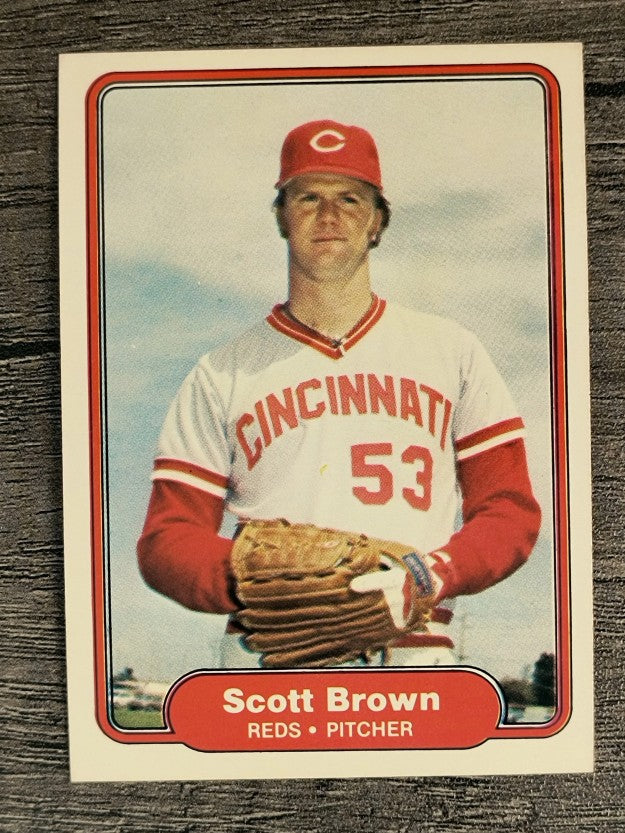 1982 Fleer #60 Scott Brown