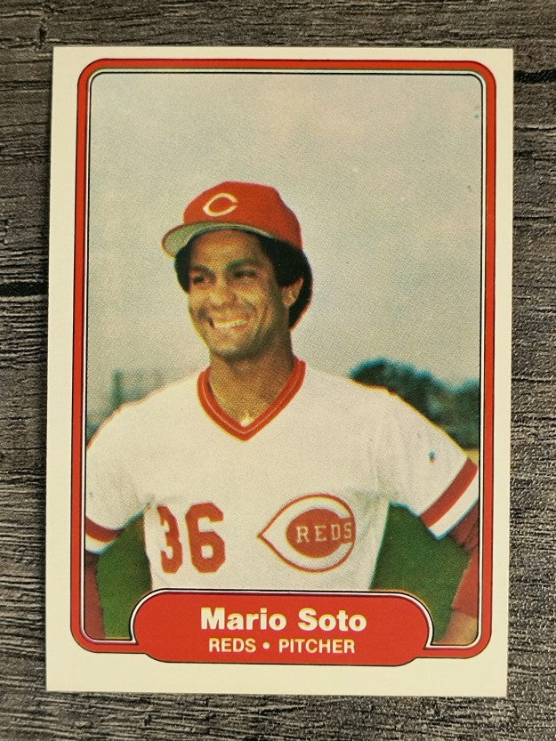 1982 Fleer #83 Mario Soto