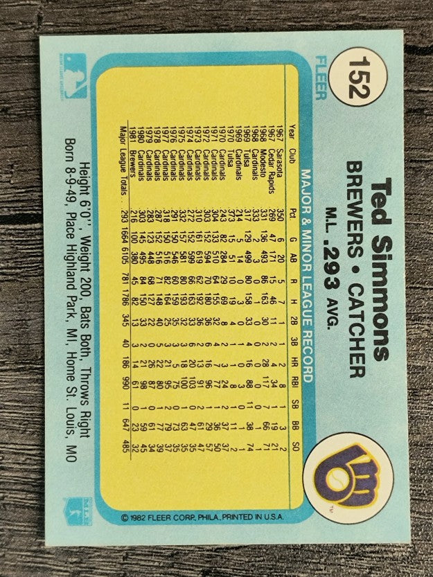 1982 Fleer #152 Ted Simmons