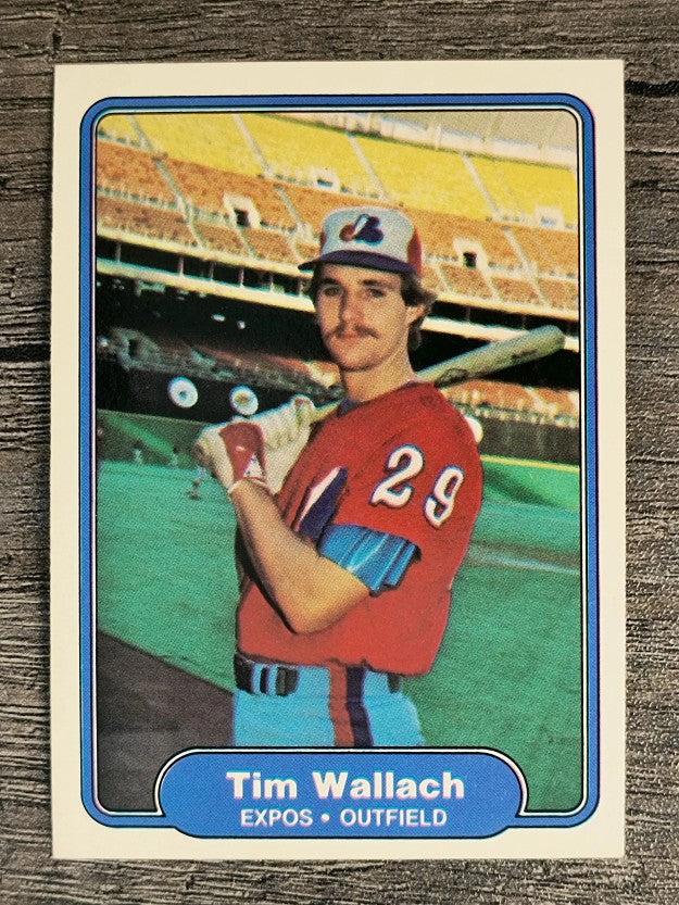 1982 Fleer #210 Tim Wallach RC