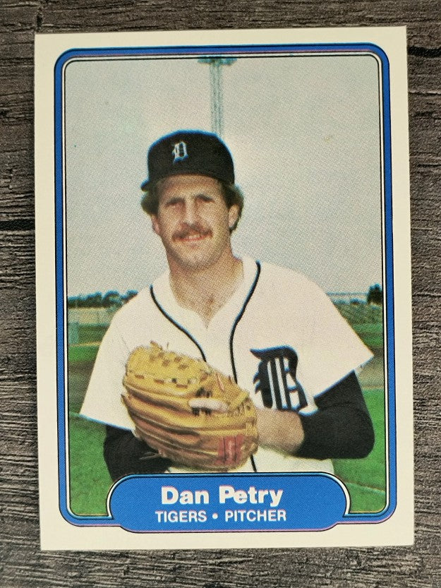 1982 Fleer #278 Dan Petry