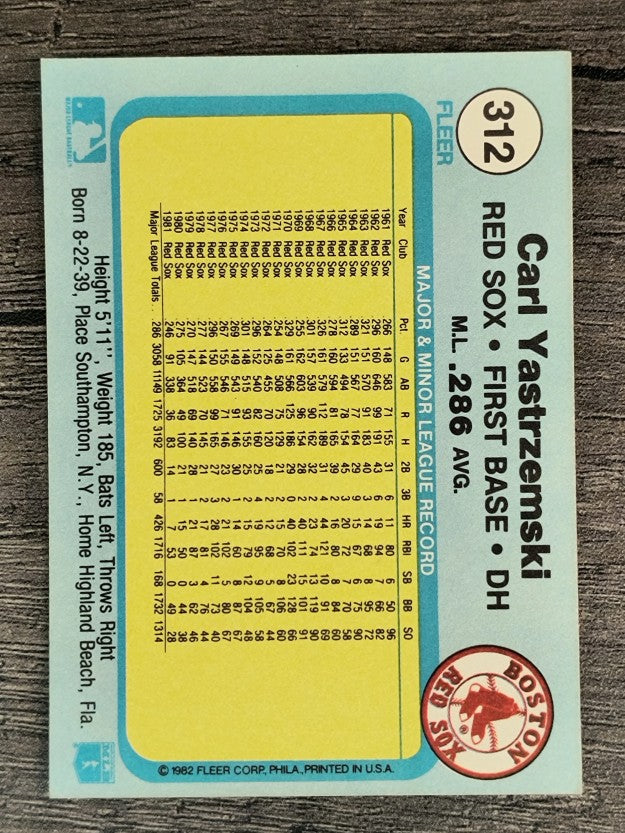 1982 Fleer #312 Carl Yastrzemski