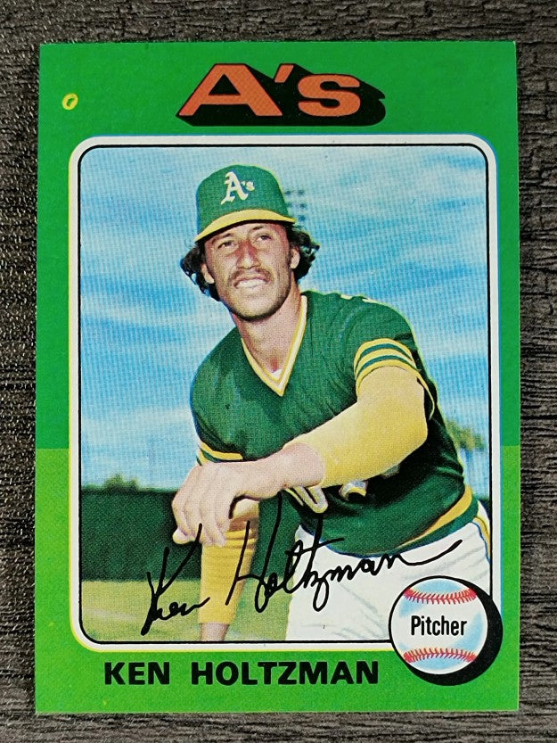 1975 Topps Mini #145 Ken Holtzman (NM)