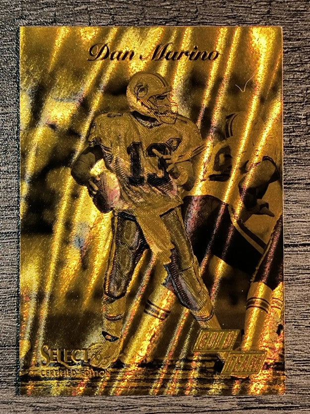 1995 Select Certified Gold Team #7 Dan Marino