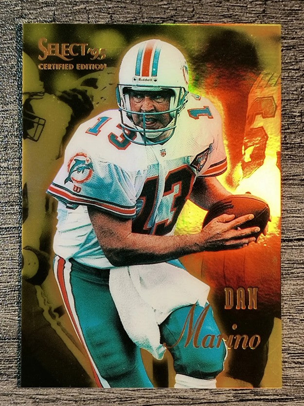 1995 Select Certified Mirror Gold #30 Dan Marino