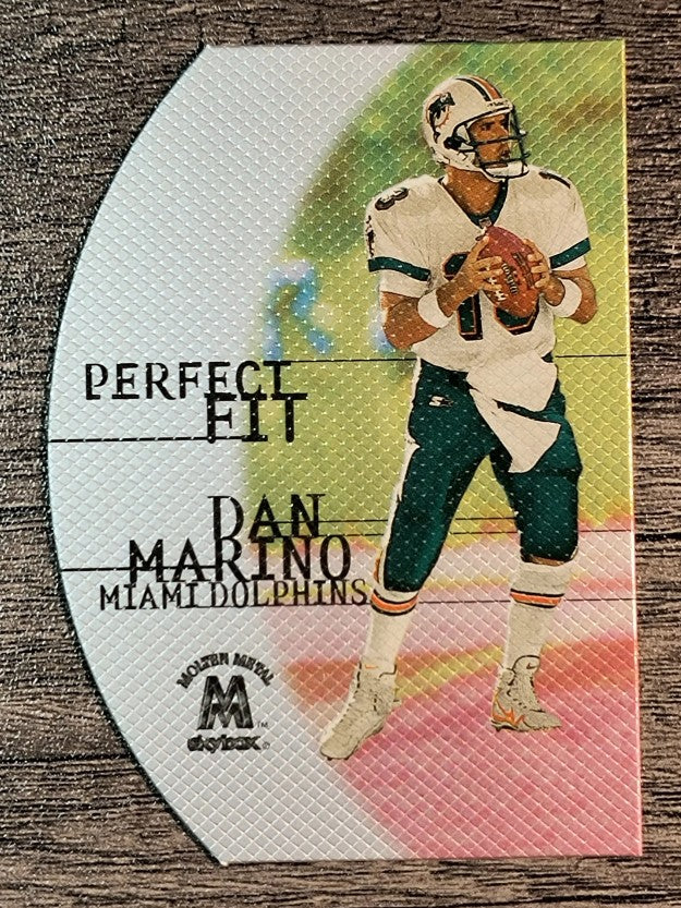 1999 SkyBox Molten Metal Perfect Fit #PF3 Dan Marino
