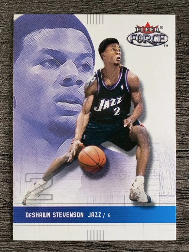 2001-02 Fleer Force #99 DeShawn Stevenson