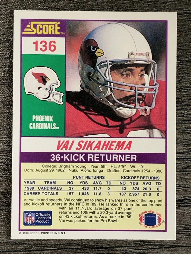 1990 Score #136A Vai Sikahema/Photo on back has helmet on