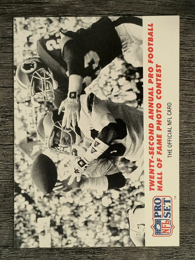 1990 Pro Set #798 Photo Contest/Todd Bowles covering Cris Carter