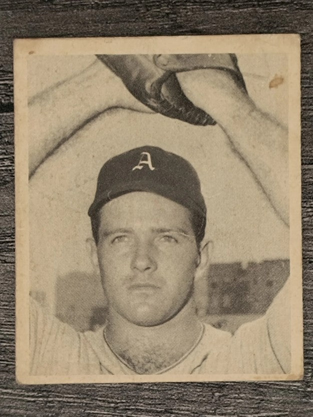 1948 Bowman #31 Bill McCahan RC (VG)