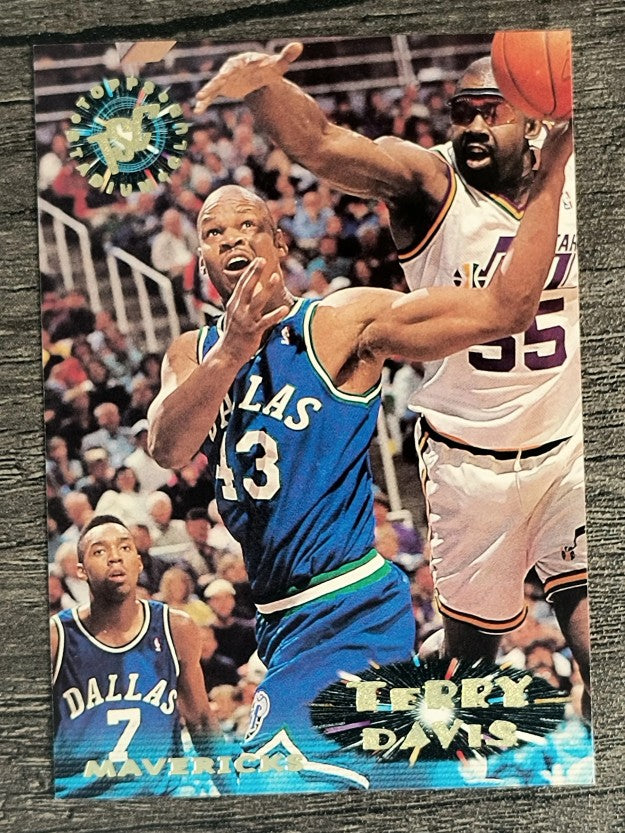 1995-96 Stadium Club #29 Terry Davis