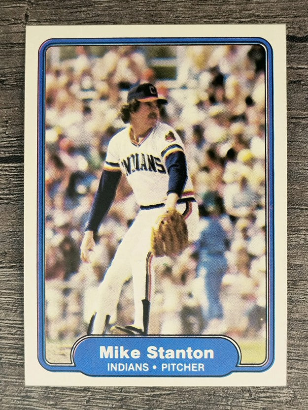 1982 Fleer #379 Mike Stanton