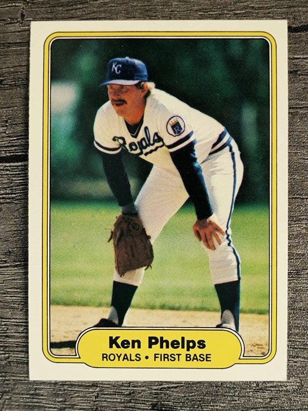 1982 Fleer #420 Ken Phelps