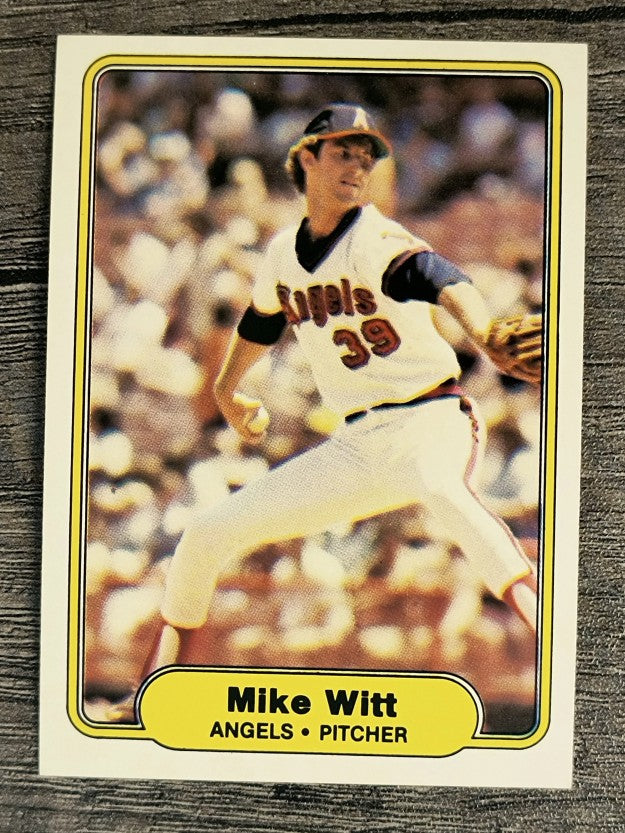 1982 Fleer #473 Mike Witt