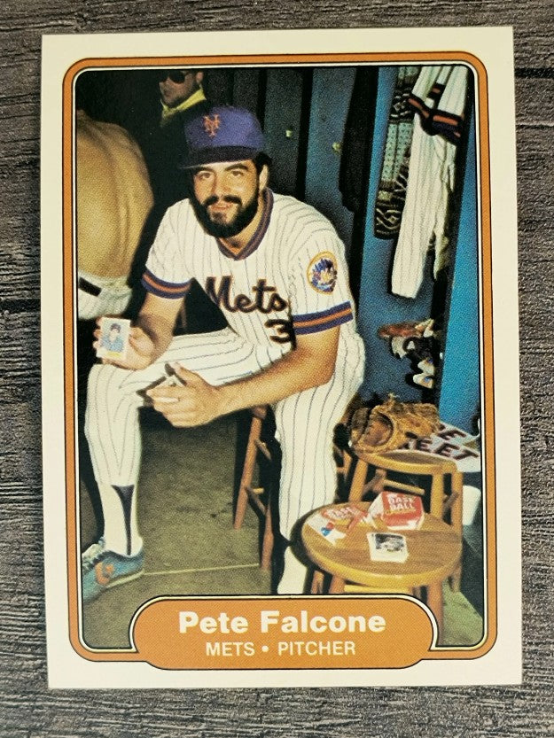 1982 Fleer #524 Pete Falcone