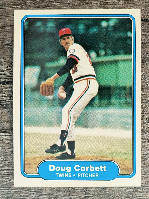 1982 Fleer #551 Doug Corbett