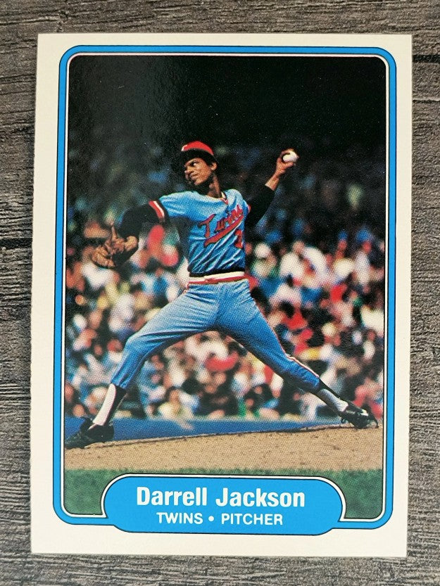 1982 Fleer #555B Darrell Jackson/Red cap with T