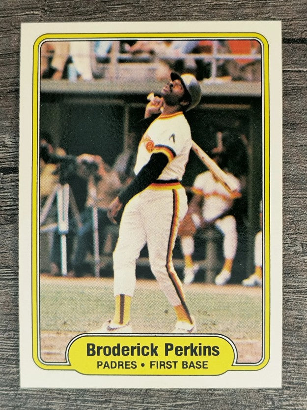 1982 Fleer #579 Broderick Perkins