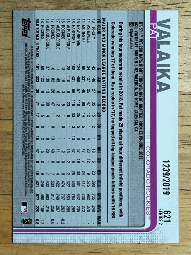 2019 Topps Gold #621 Pat Valaika