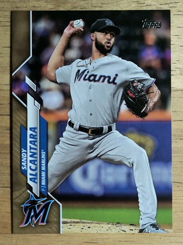 2020 Topps Gold #71 Sandy Alcantara