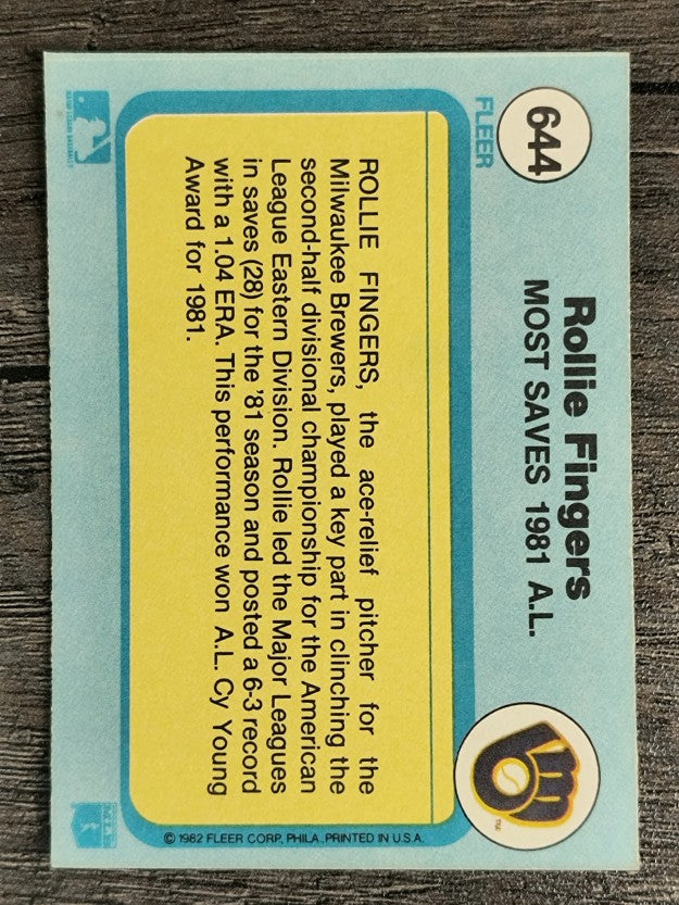 1982 Fleer #644 Rollie Fingers/Most Saves AL